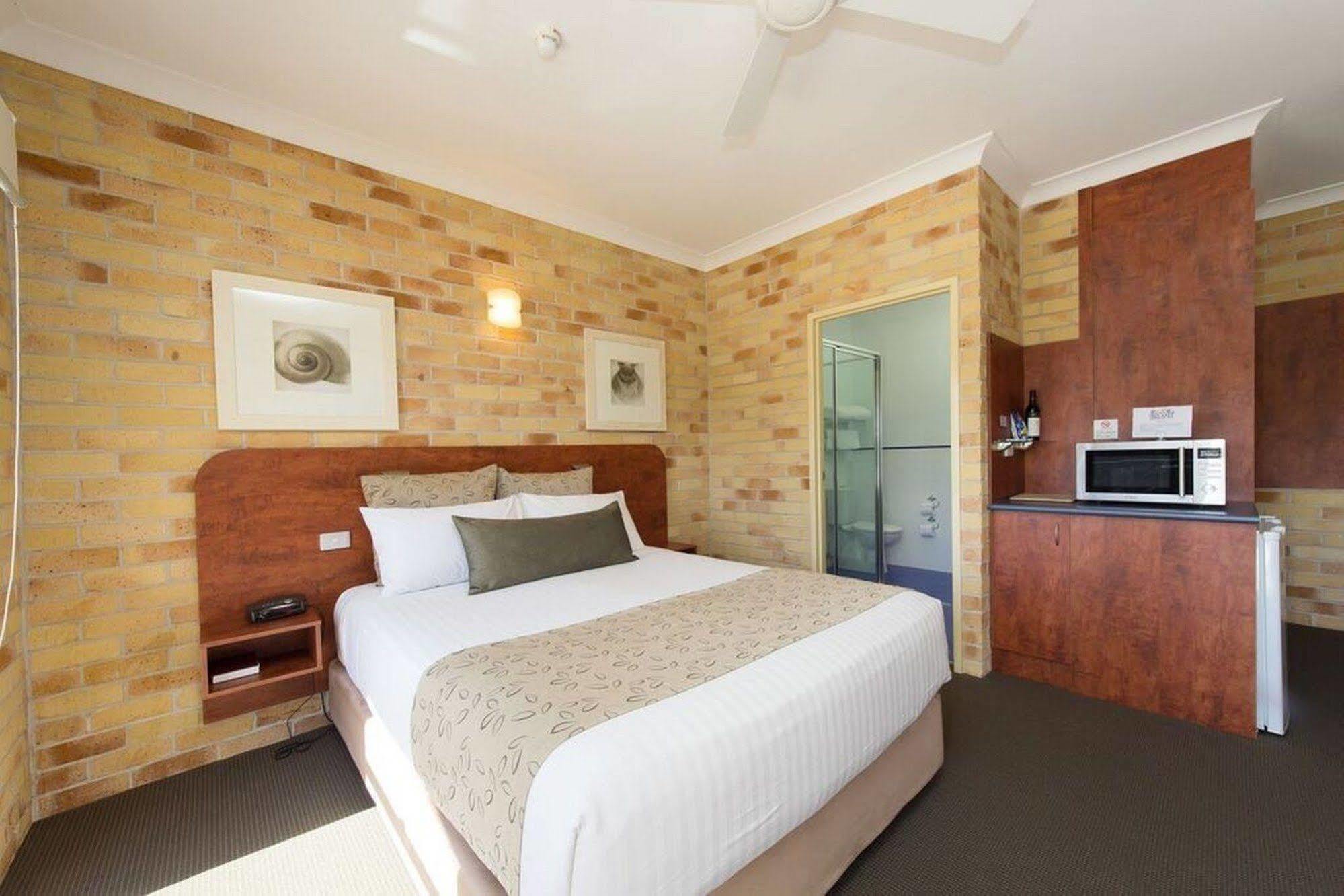 Yamba Beach Motel Exterior photo
