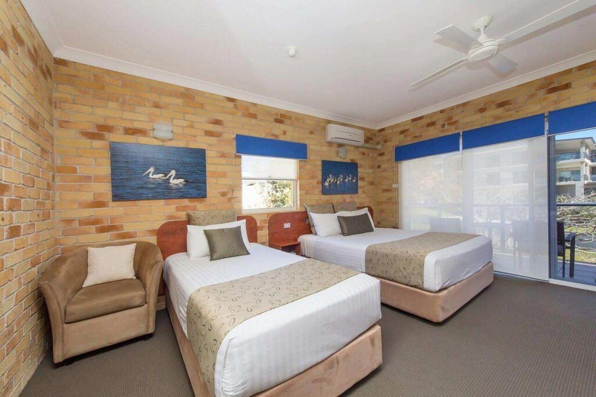 Yamba Beach Motel Exterior photo